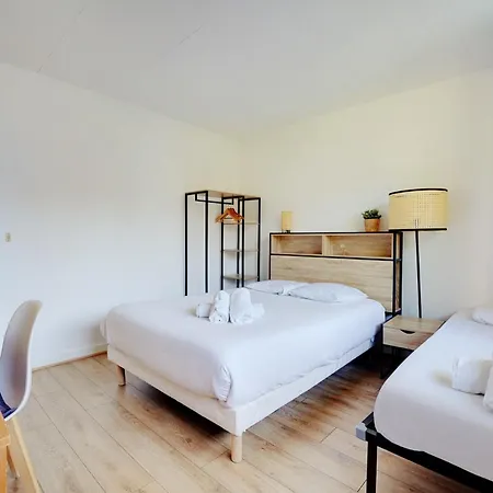 Familial Spacieux 2ch Avec Parking Prive Sup Appartamento *